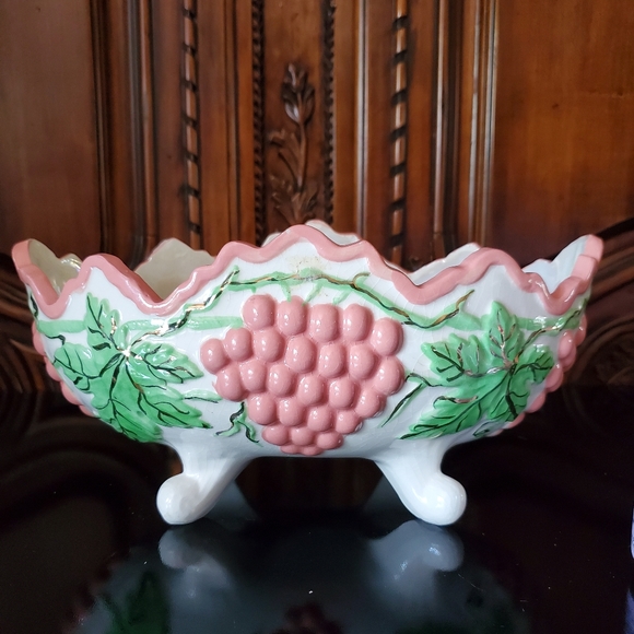 Vntg Handpainted Ceramic Centerpiece Bowl Pink Grapes🍇 Green, Gold Irredescent - Picture 15 of 15